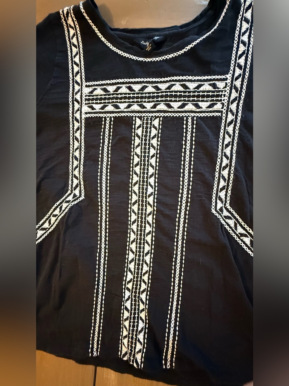 Lucky Brand Black Embroidered Boho Peasant Top White Geometric Detail - Picture 7 of 9